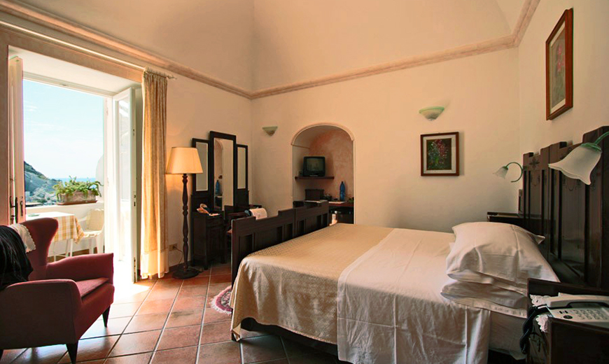 hotellapalmaeilfortinosant_angelocamera1