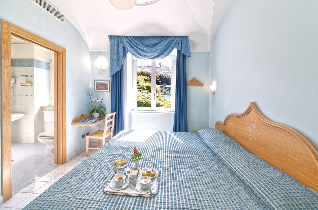 hotelpuntaimperatoreforiocamera4