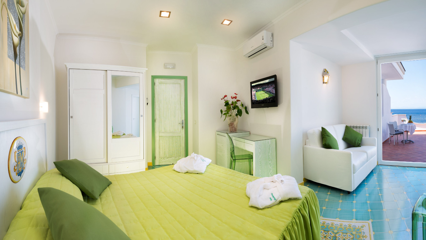 hotellamadonninacasamicciolaischiacamera1