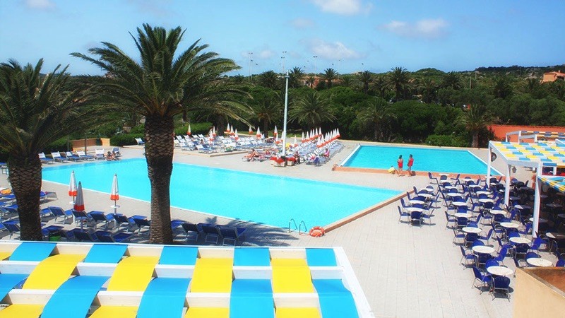 800_marmorata-village-sardegna-piscine