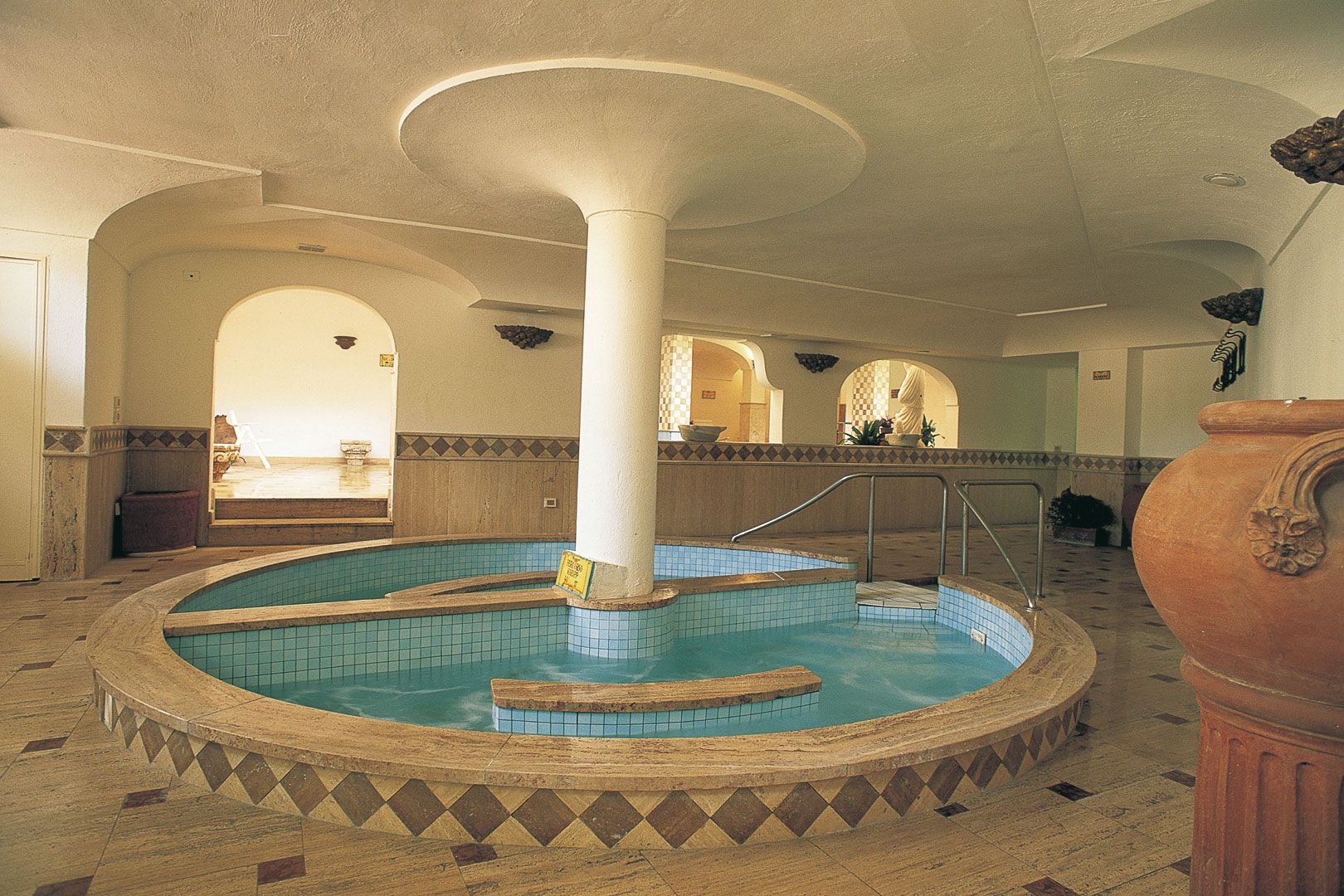 Hotel-Ischia-Grand-Hotel-Terme-di-Augusto-terme-kneip