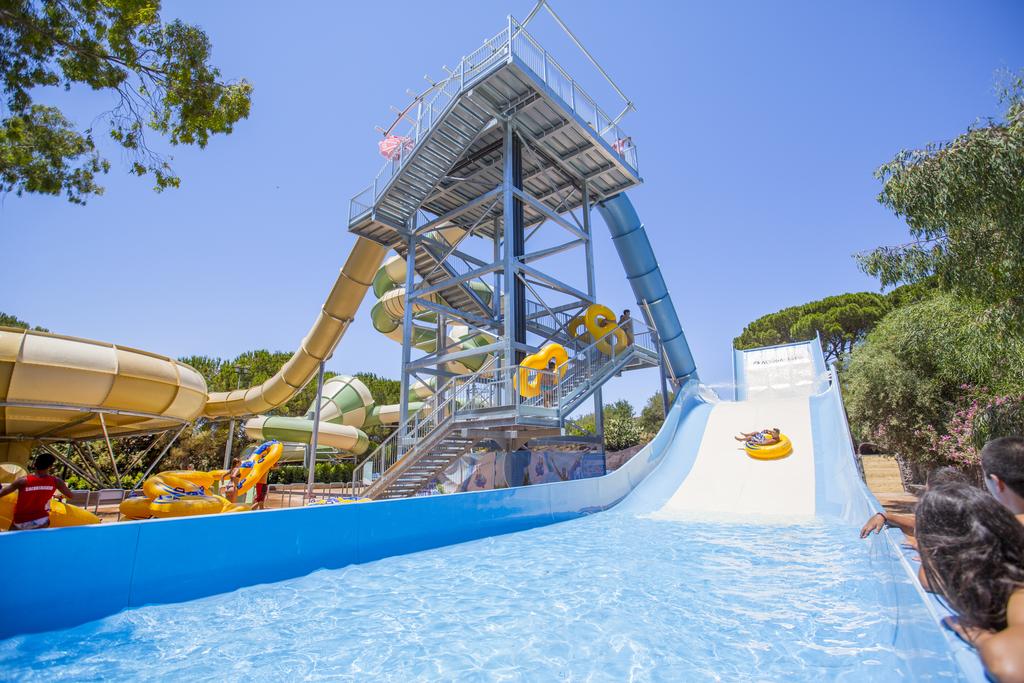 Costa-Verde-Water-Park-&-Spa-Hotel-piscina-bambini