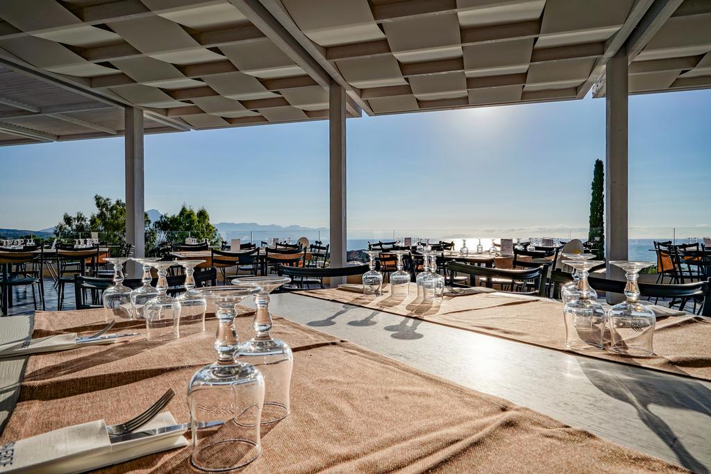 Costa-Verde-Water-Park-&-Spa-Hotel-sala-esterna