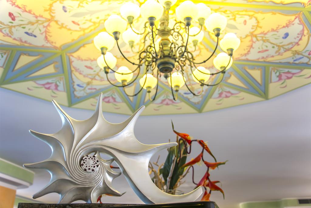 Marina-Rey-Beach-Resort-interni