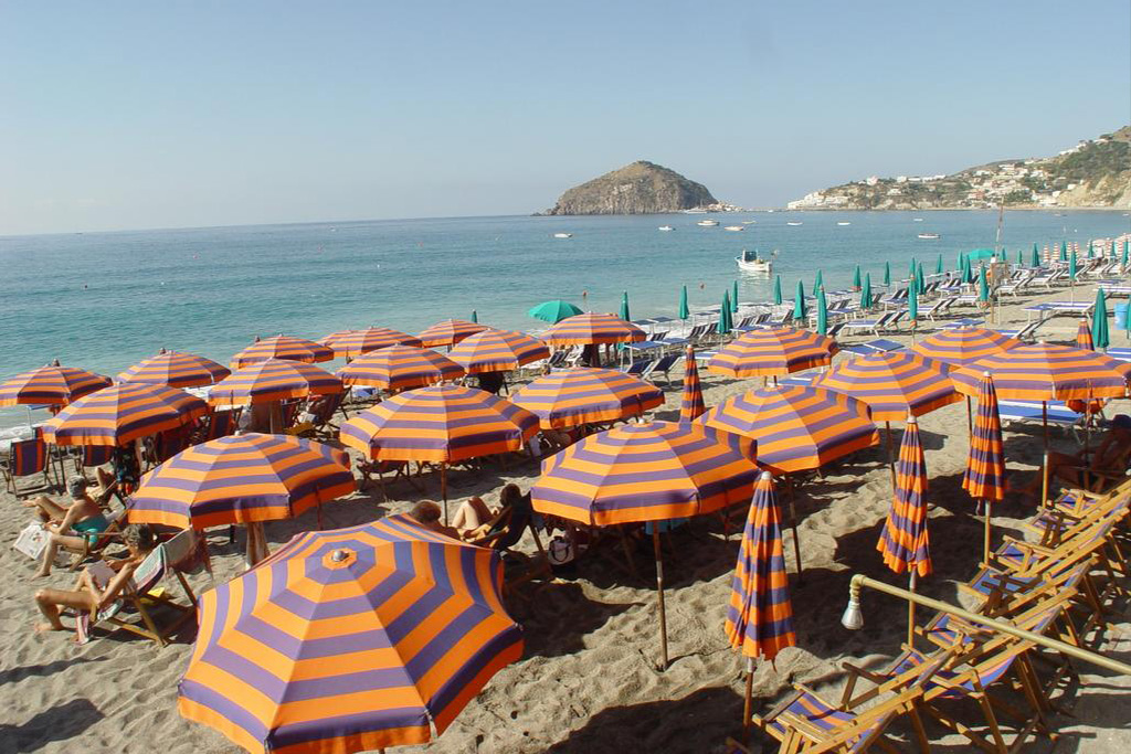 hotel-la-madorla-ischia-maronti-spiaggia-2