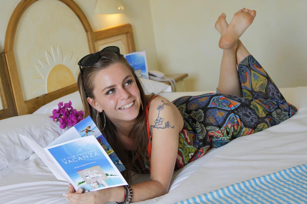 Club-Esse-Posada-Beach-Resort -camera (4)