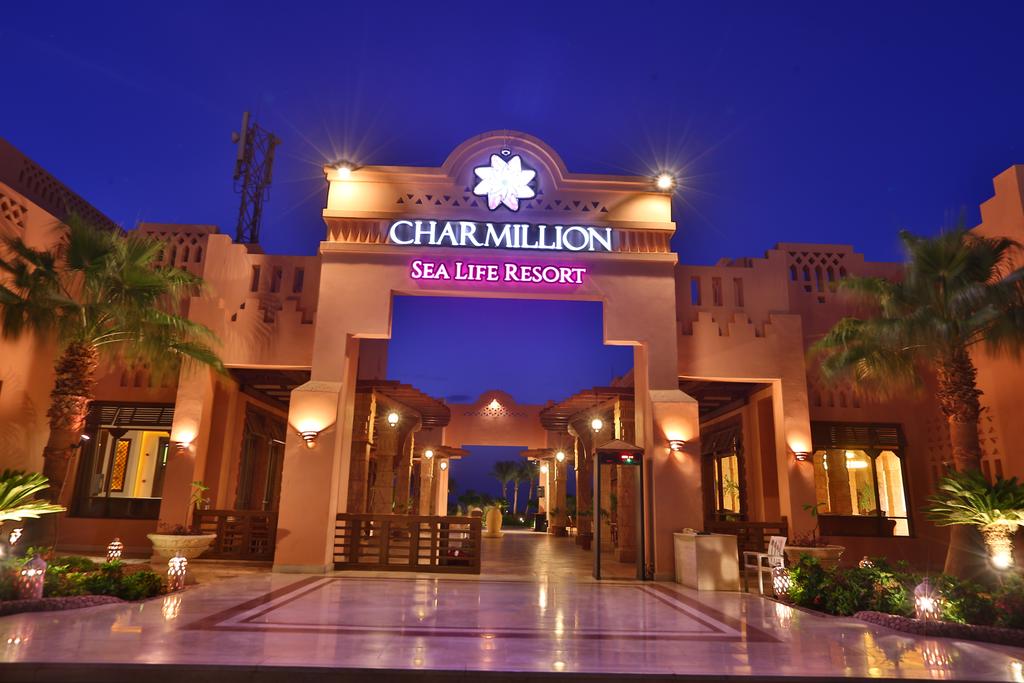 Charmillion-Sea-Life 1