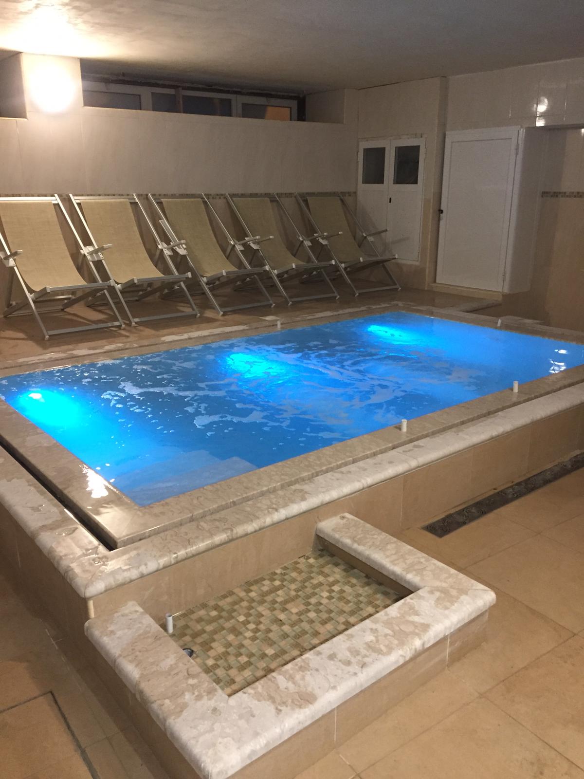 HotelTermeBristolPiscina