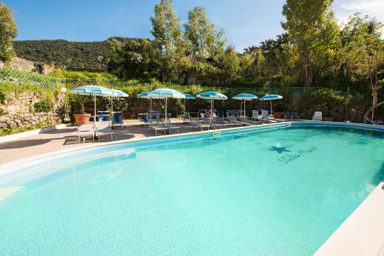 piscinastella