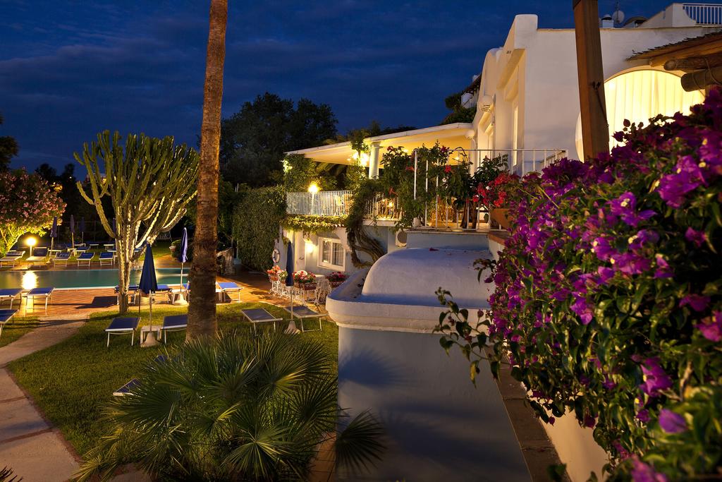 hotel-continental-mare-ischia-esterno3