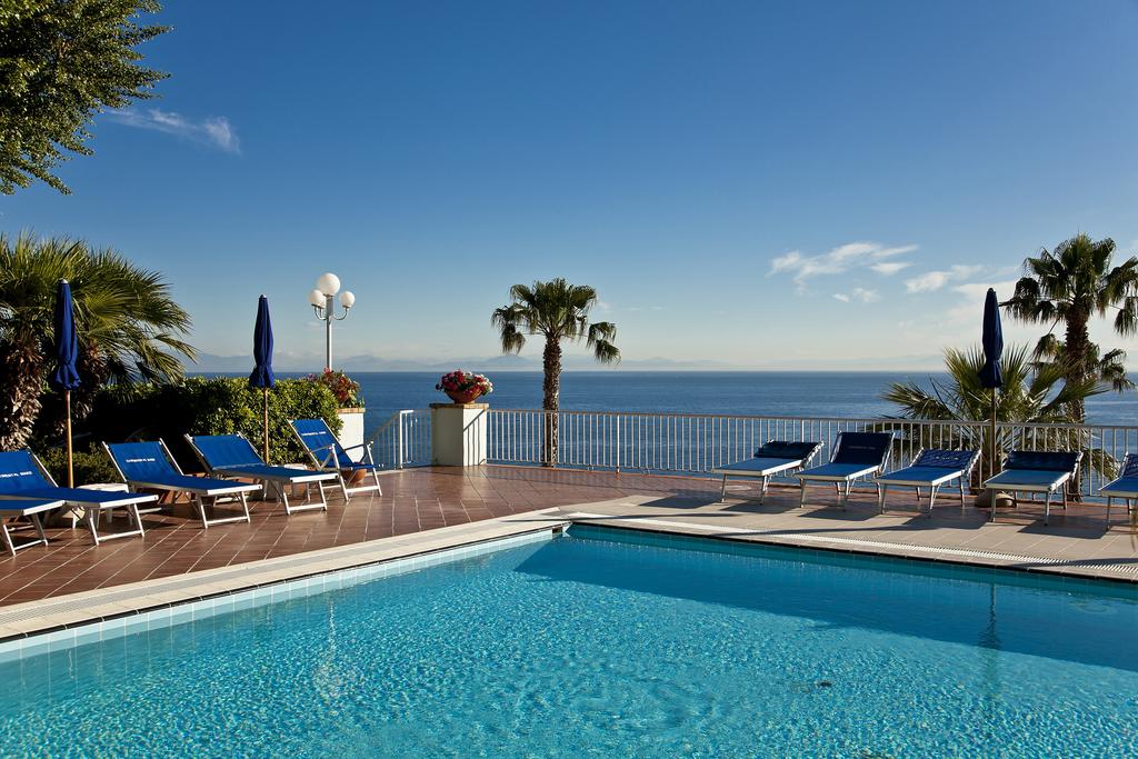 hotel-continental-mare-ischia-piscina4