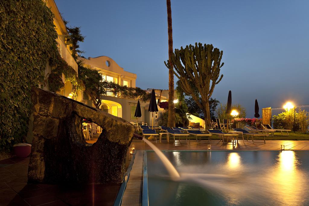 hotel-continental-mare-ischia-piscina6
