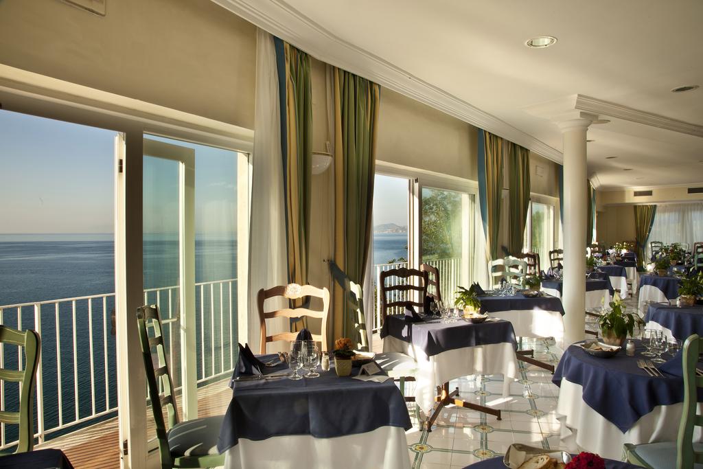 hotel-continental-mare-ischia-sala