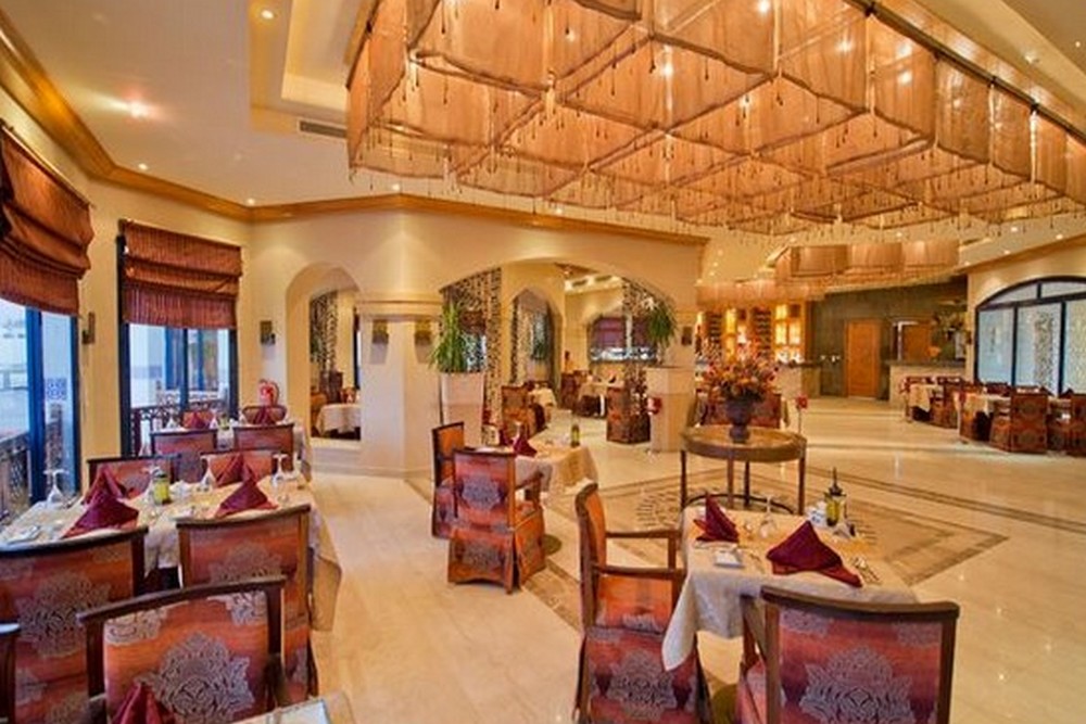 vl_gallery_1050_17_amphoras_ristorante