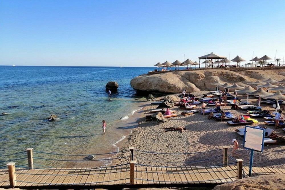 vl_gallery_1050_47_amphoras_spiaggia