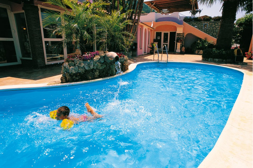 hotel-carlo-magno-2