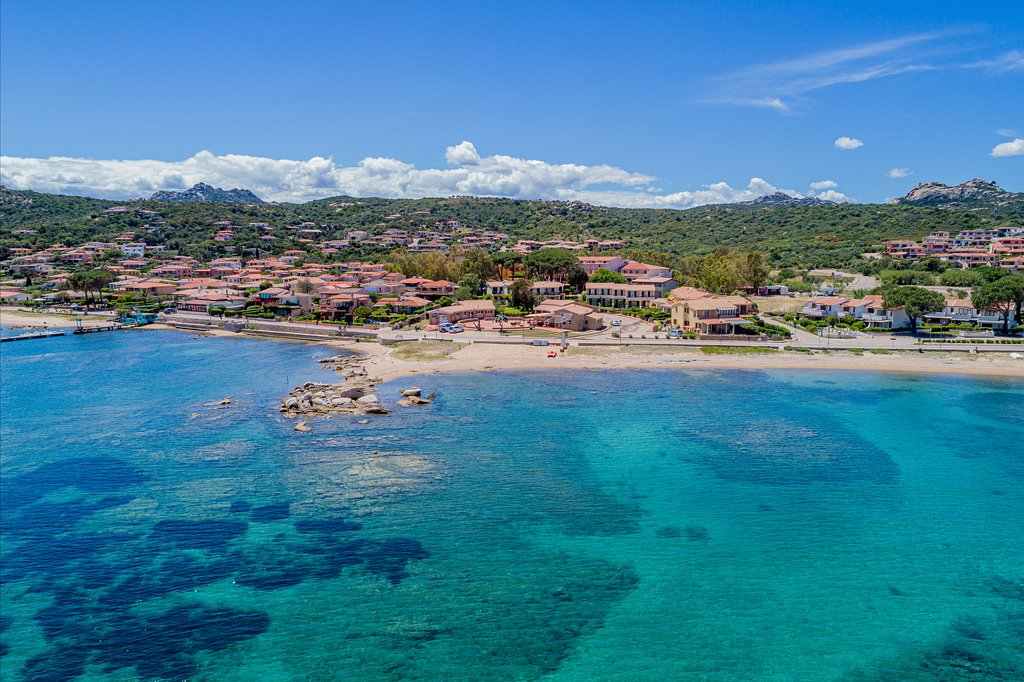 blu-hotel-laconia-village (2)