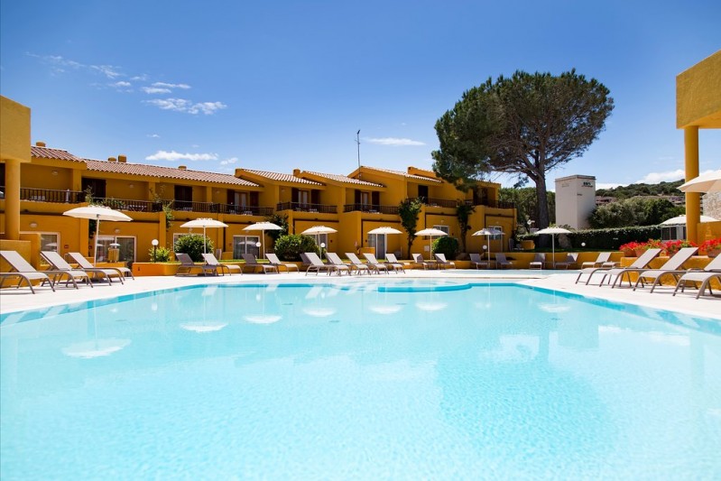 blu-hotel-laconia-village (14)