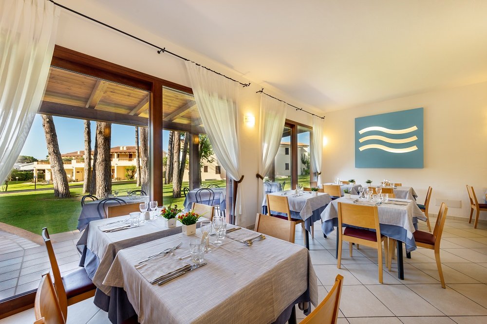 blu-hotel-laconia-village (16)