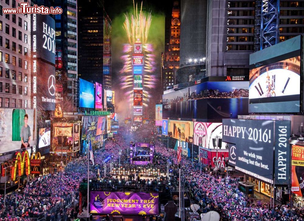veduta_di_times_square_a_capodanno_new_york_city